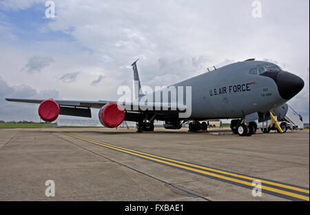 Boeing KC-135R Stratotanker 351ARS centesimo ARW USAFE RAF Mildenhall Foto Stock