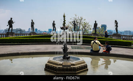 Vista su Città del Messico dal Castillo de Chapultepec Foto Stock