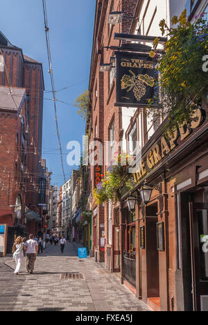 Mathew Street Liverpool. Dove tutto è iniziato per i Beatles nel Cavern Club. Merseyside North West England. Foto Stock