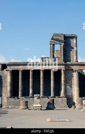 Basilica di Pompei è il più antico noto basilica romana costruita nel secondo secolo A.C. Foto Stock