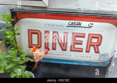 Ceca originale Diner, Homestyle cottura, ristorante nella Città Vecchia, segno, Praga, Repubblica Ceca Foto Stock