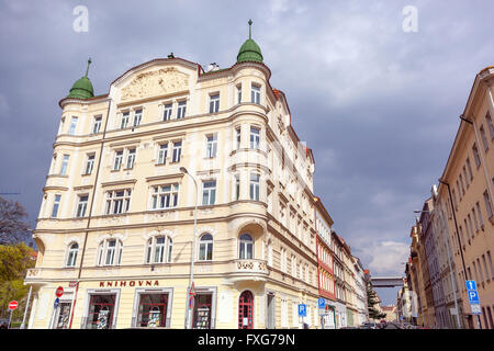 Il quartiere di Nusle Prague si trova sotto il Ponte Nusle, Repubblica Ceca di Praga Foto Stock