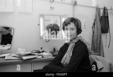 Deutsche Schauspielerin Doris Schade, Deutschland 1970er Jahre. Attrice tedesca Doris Schade, Germania degli anni settanta. 24x36swNeg469 Foto Stock