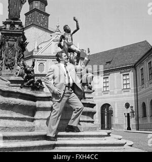 Der deutsche Schauspieler Karl Heinz Hillebrand in München, Deutschland 1960er Jahre. Attore tedesco Karl Heinz Hillebrand a Monaco di Baviera, Germania 1960s. Foto Stock