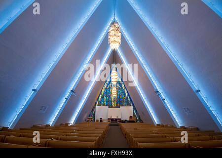 Vista interna della Cattedrale Artica in Tromso, Norvegia. Foto Stock