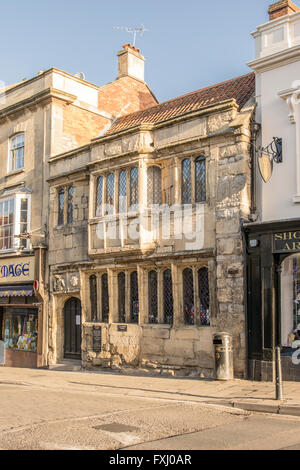 Tribunale di Glastonbury edificio, High Street, Glastonbury. Foto Stock