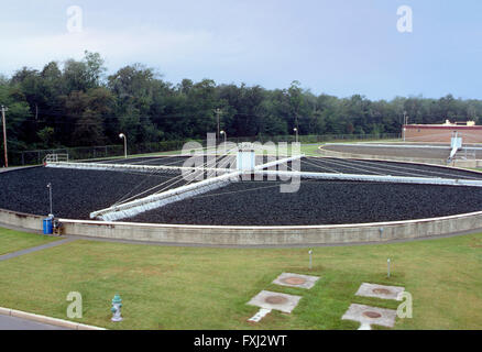 Vista Aeiral di acqua vasca filtrante; impianto di trattamento dei liquami; New Jersey; USA Foto Stock