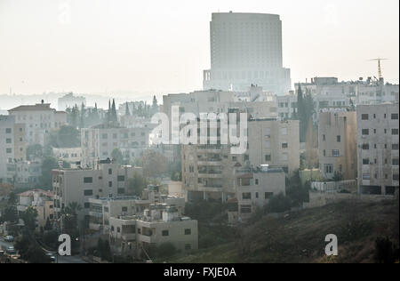 Edifici di appartamenti nella città di Amman, capitale della Giordania. Vista con Le Royal Hotel Foto Stock