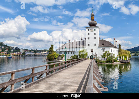 Schloss Ort sul lago Traunsee vicino a Gmunden Austria Foto Stock