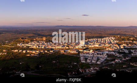 Panorama di Castelo de Vide, Alentejo. Foto Stock