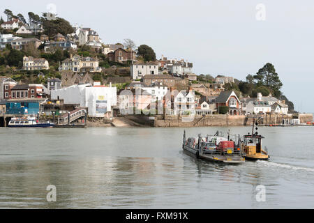 A Dartmouth per Kingswear inferiore in traghetto sul fiume Dart off Dartmouth Devon UK Foto Stock