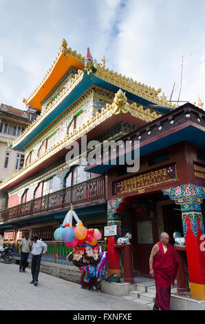Tempio buddista, McLeod Ganj, Dharamshala, Distict Kangra, Himachal Pradesh, India. Foto Stock