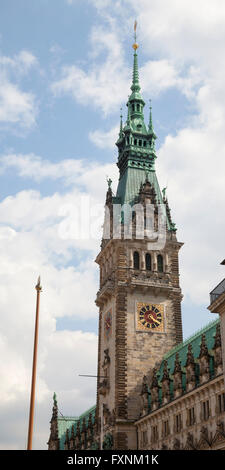 Town Hall tower, città anseatica di Amburgo, Germania Foto Stock