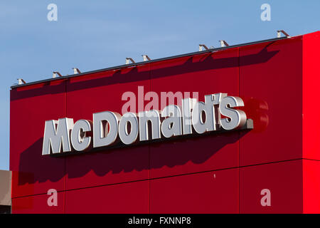 Ristorante McDonald's in Napanee, Ontario. Foto Stock