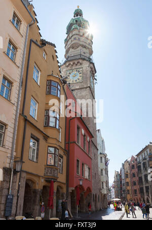 City Tower, zona pedonale, Innsbruck, in Tirolo, Austria Foto Stock