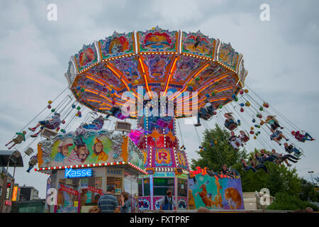 Deutschland, Renania settentrionale-Vestfalia, Paderborn, Libori-Fest, Kirmes am Liboriberg Foto Stock