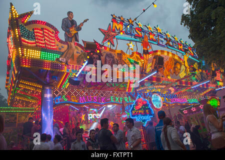 Deutschland, Renania settentrionale-Vestfalia, Paderborn, Libori-Fest, Kirmes am Liboriberg Foto Stock