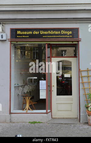 Museum der Dinge unerhoerten, Crellestrasse, Schoeneberg, Berlino, Deutschland Foto Stock