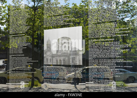 Spiegelwand, Holocaust-Denkmal, Hermann-Ehlers-Platz, Steglitz Berlino, Deutschland Foto Stock