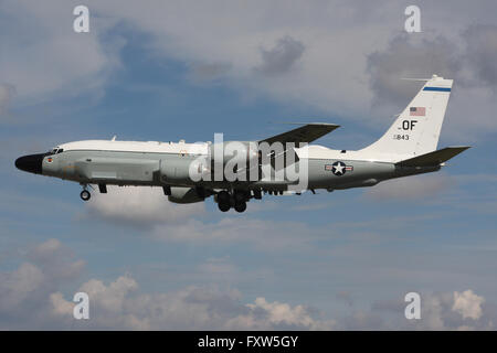 UNITED STATES AIR FORCE BOEING RC135W giunto a rivetto Foto Stock