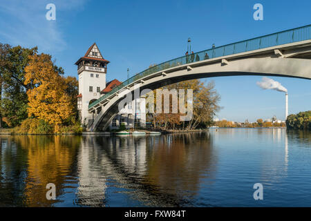 Isola della Gioventù, autunno, Insel der Jugend, Treptow, Sprea, Berlino Foto Stock