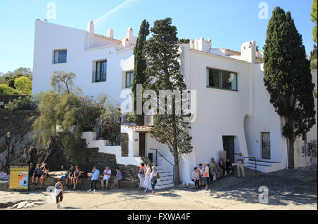 Il Portlligat Casa-museo, dove Salvador Dali ha vissuto e lavorato, vicino a Cadaques, in Catalogna, Spagna Foto Stock