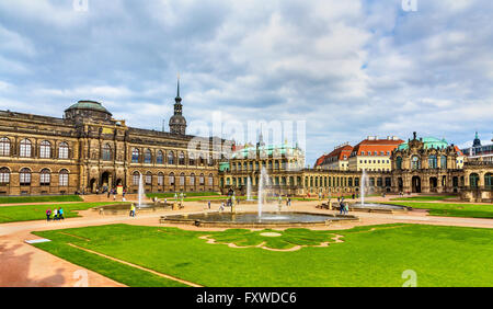 Palazzo Zwinger a Dresda in Sassonia Foto Stock