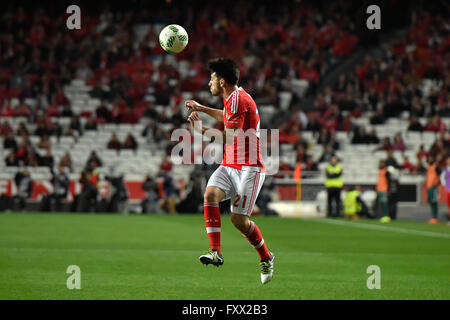 Il portogallo Lisbona,APR. 19,2016 - BENFICA-V.SETÚBAL - Pizzi, Benfica player, in azione durante il campionato portoghese partita di calcio tra Benfica e V. Setúbal in Lisbona, Portogallo. Foto: Bruno de Carvalho/ImagesPic Foto Stock