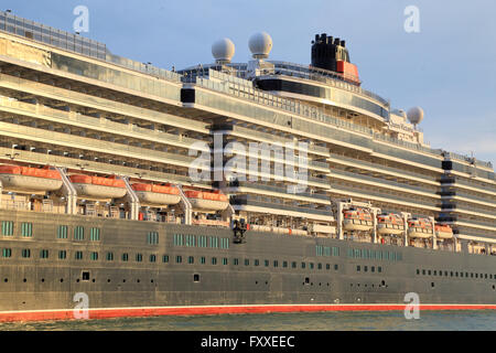 Nave da crociera MS Queen Victoria (Cunard Line), IMO 9320556 Foto Stock