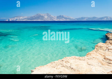 Paradise beach su Koufonissia al largo di Naxos, Cicladi Grecia Foto Stock