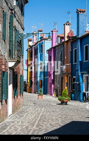 Case colorate di Burano, Venezia, Veneto, Italia Foto Stock