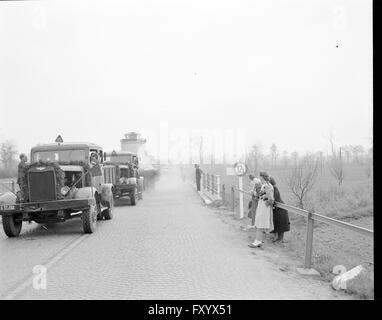 Trasporto Pummerin der von Linz nach Wien §§§ Foto Stock