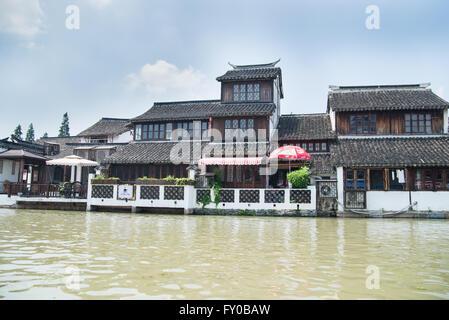 Antica città di Zhujiajiao a Shanghai Foto Stock