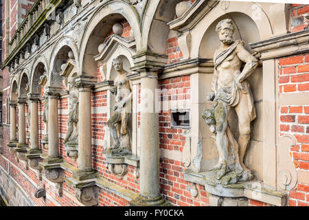 Dettagli dal arcade, Castello Frederiksborg, Danimarca Foto Stock