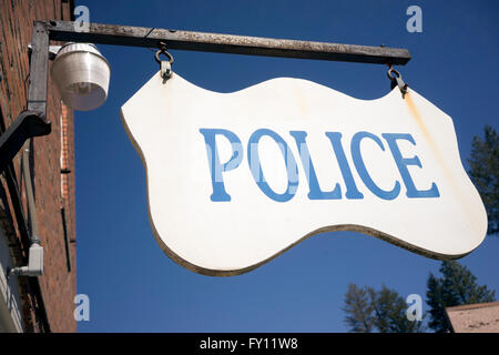 Il dipartimento di polizia Segno piccolo comune rurale America Foto Stock