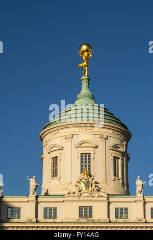Il vecchio Municipio e Piazza del Mercato Vecchio, Potsdam, Brandenburg Foto Stock
