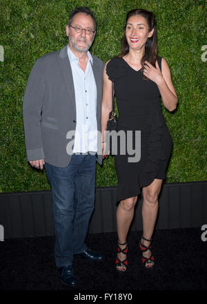 New York, Stati Uniti d'America. 18 Aprile, 2016. Attore Jean Reno e Nathalie Dyszkiewicz partecipare alla undicesima edizione Chanel Tribeca Film Festival Artisti Cena presso Balthazar Credito: Ovidiu Hrubaru/Alamy Live News Foto Stock