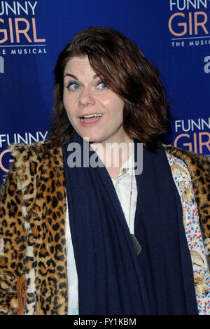 Londra, Regno Unito. Xx Apr, 2016. Caitin Moran frequentando il FUNNYGIRL il musical al Savoy Theatre London 20h Aprile 2016 Credit: Peter Phillips/Alamy Live News Foto Stock