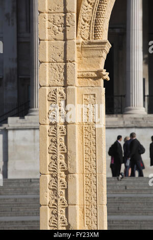 Palmyra di Arco di Trionfo ricreato in Trafalgar Square, Central London, England, Regno Unito Foto Stock