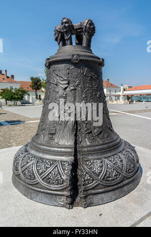 L', bronzo, Bell, - Alba Iulia Foto Stock