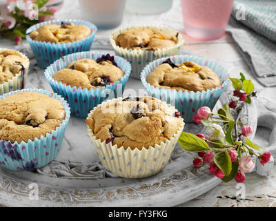 Che ricordano le pesche muffin ai mirtilli Foto Stock