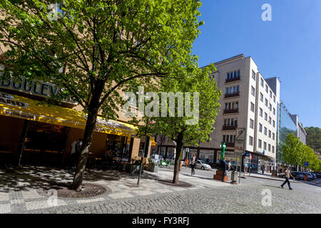 Nuovo ufficio nel vecchio quartiere industriale di Praga via Karlin Thamova, Praga, Repubblica Ceca Foto Stock