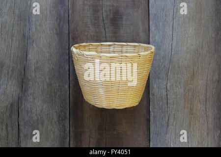 Basket weave di artigianato in legno vecchio per la progettazione dello sfondo. Foto Stock