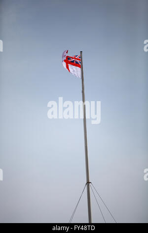 Il Mall, Londra, 21 Aprile 2016 - Bandiera sulla sommità della Admiralty Arch per celebrare la regina il novantesimo compleanno. Credito: Dinendra Haria/Alamy Live News Foto Stock