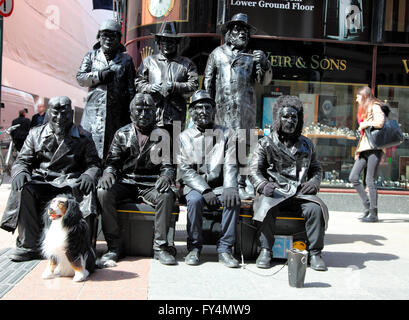 Statue viventi in Grafton Street Dublin Foto Stock