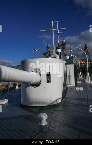 HMS M.33 è stato costruito nel 1915 come una pistola flottante piattaforma o bombardamento costiero. Ella vide servizio a Gallipoli. Foto Stock