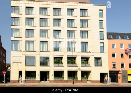 Nuova estensione di The Merchant Hotel, Belfast, con Bert's Jazz bar al piano terra, probabilmente il miglior hotel in Irlanda. Foto Stock