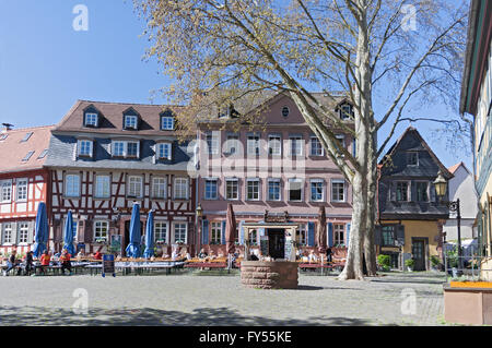 Ristoranti sulla storica Schlossplatz Frankfurt-Hoechst Germania Foto Stock