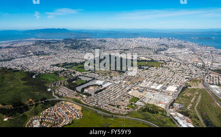 Vista aerea di San Francisco dal sud, sud di San Francisco, San Francisco Bay Area, California, Stati Uniti d'America Foto Stock