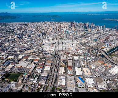 Vista aerea di San Francisco dal sud, sud di San Francisco, San Francisco Bay Area, California, Stati Uniti d'America Foto Stock